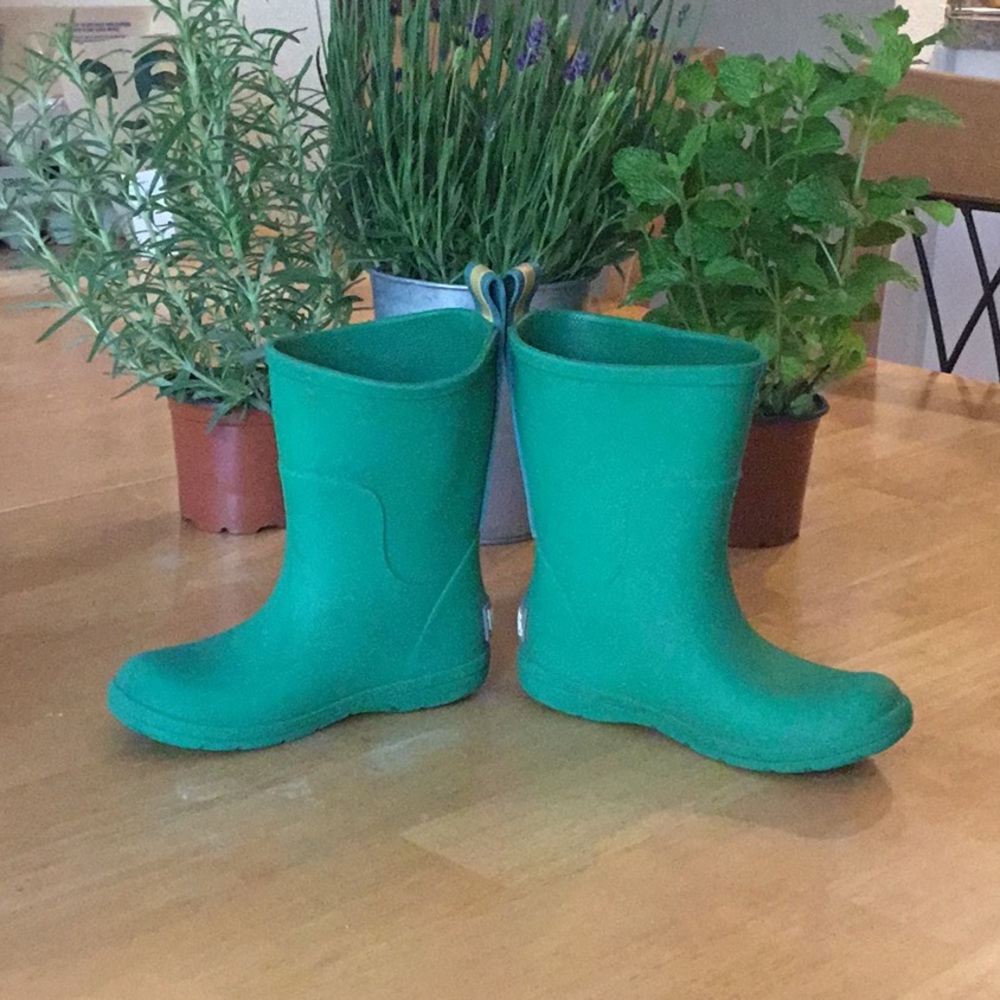 Totes boots 7-8